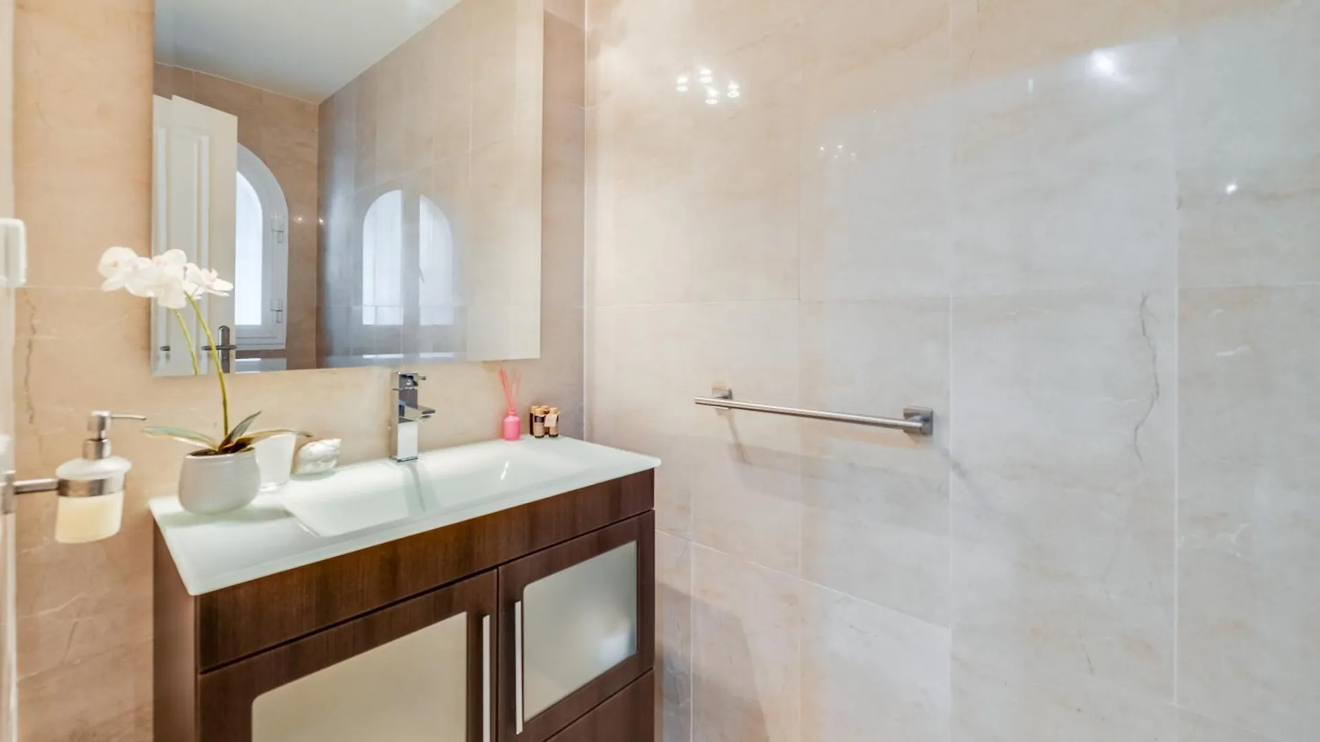 Magnifica Adosada La Quinta Golf Apartment Malaga
